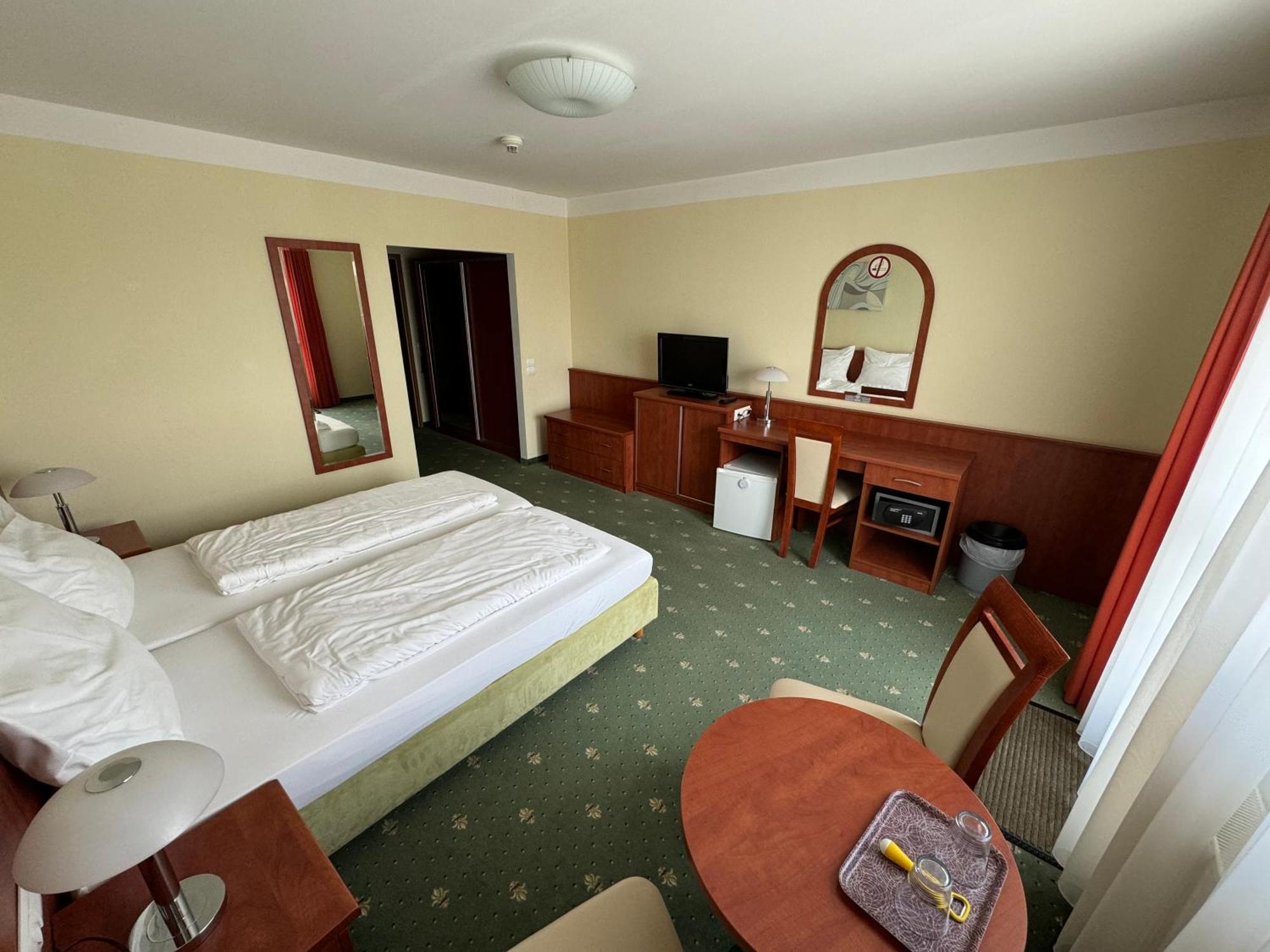 Hotel Breitenlee 비엔나 외부 사진